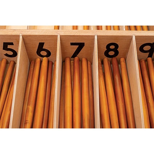 Nowa Szkola Montessori spindles, in a box