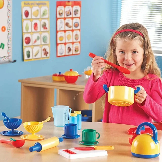 Learning Resources Kitchen Appliance Set, Plastic