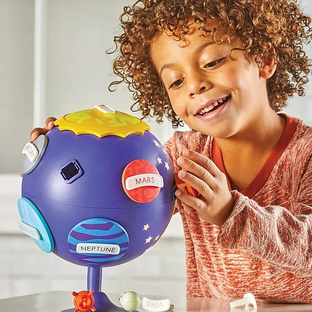 Learning Resources Solar system globe puzzle