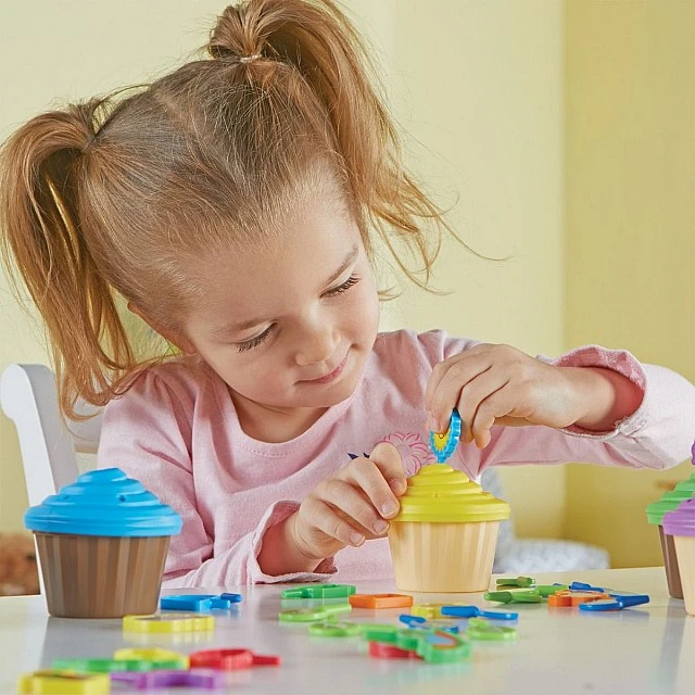 Learning Resources Letter muffins game, 64 pieces