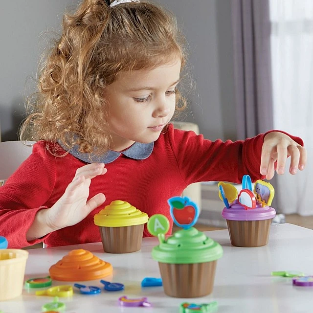 Learning Resources Letter muffins game, 64 pieces