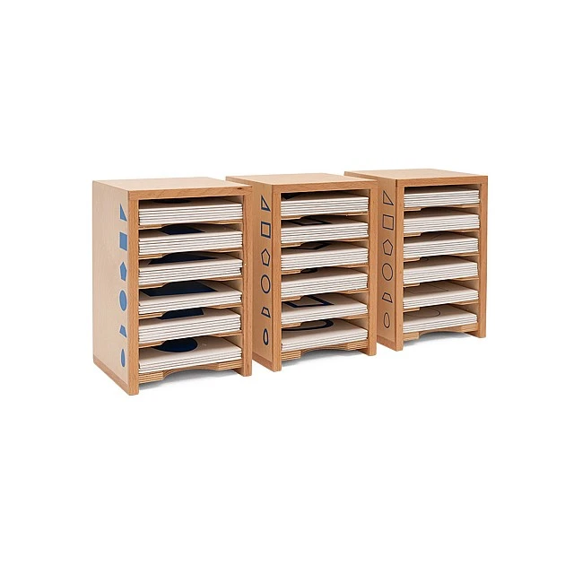 Nowa Szkola Cabinet with maps of geometric shapes