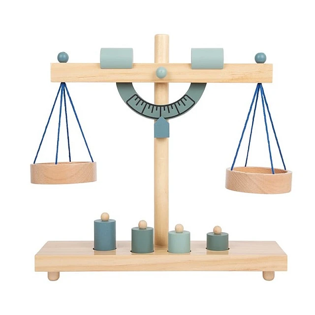 Small Foot Scale with weights, wooden, 31 x 9 x 31 cm