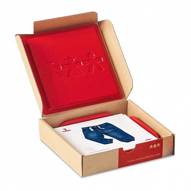 Nowa Szkola Clothes cards, in a box, 24 pieces