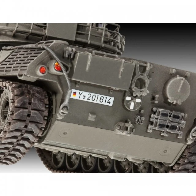 Assembled model German tank, Leopard 1, 260 parts
