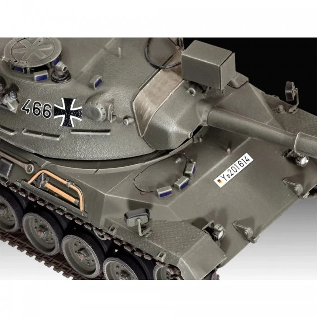 Assembled model German tank, Leopard 1, 260 parts