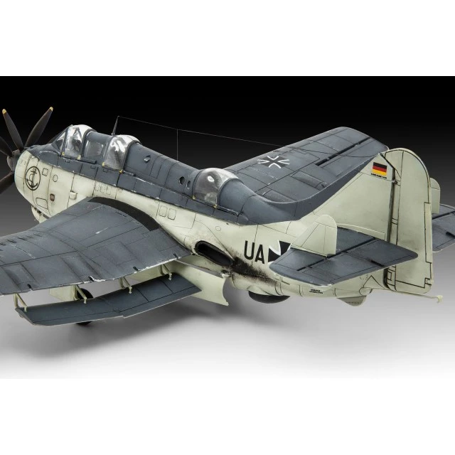 Assembly model, Revell, British fighter Fairey Gannet AS.1/AS.4, 120 parts