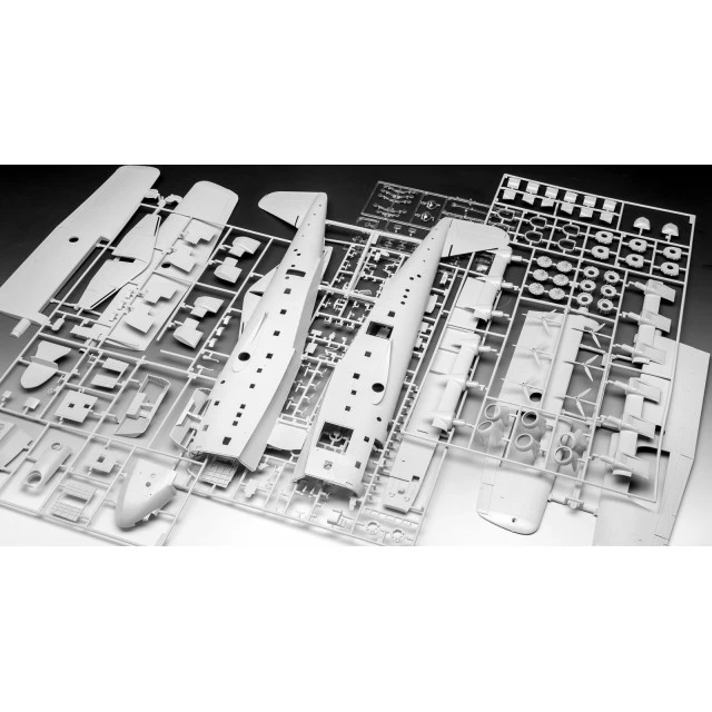 Assembly model, Revell, Blohm Voss BV222 aircraft, 282 parts