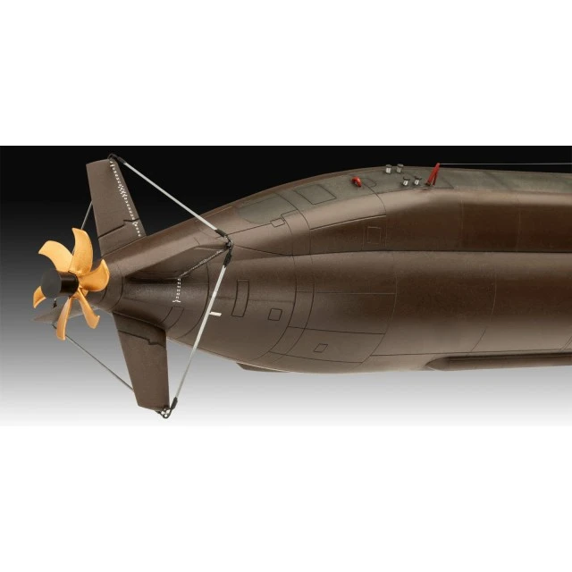 Assembly model kit, Revell, 70th anniversary Bundeswehr submarine: Wilhelm Bauer, Type 206A, Class2, 154 parts