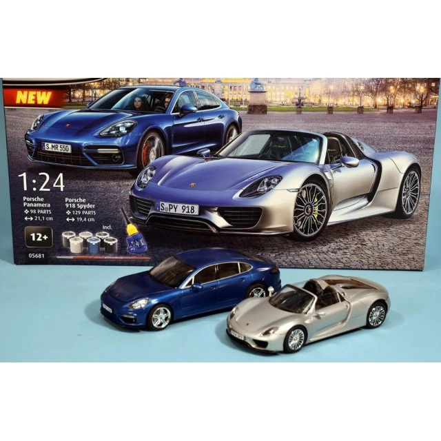 Porsche car gift set. Porsche Panamera and Porsche 918 Spyder