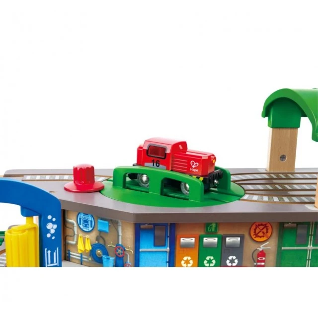 Railway set, Hape, Multi-storey city railway set, 58 pieces