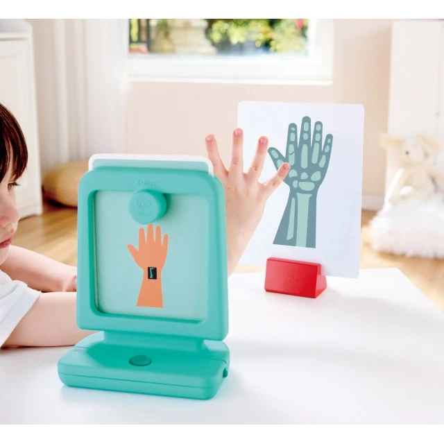 Игрален комплект, Hape, Докторски принадлежности, 22 части