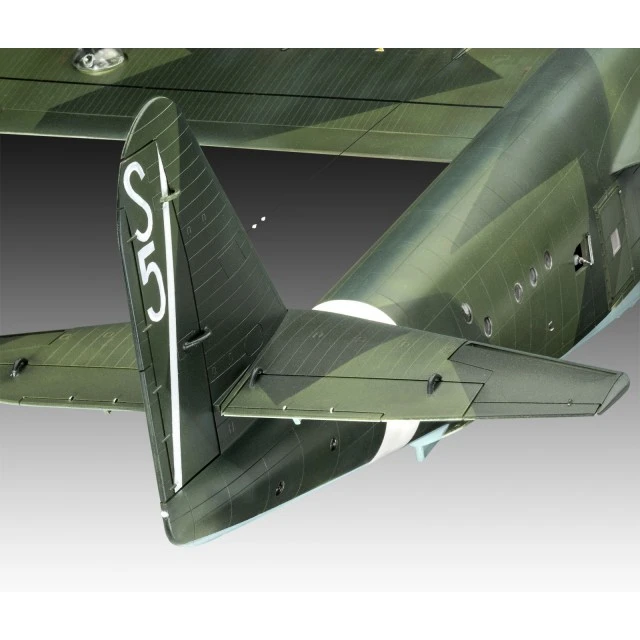 Assembly model, Revell, Blohm Voss BV222 aircraft, 282 parts