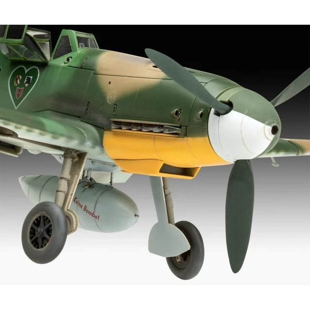 Сглобяем модел Немски изтребител Messerschmitt Bf109G-2/4, 184 части
