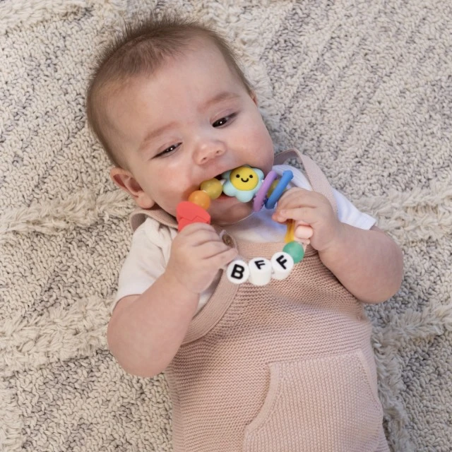 Silicone baby teether, Infantino, Best Friends