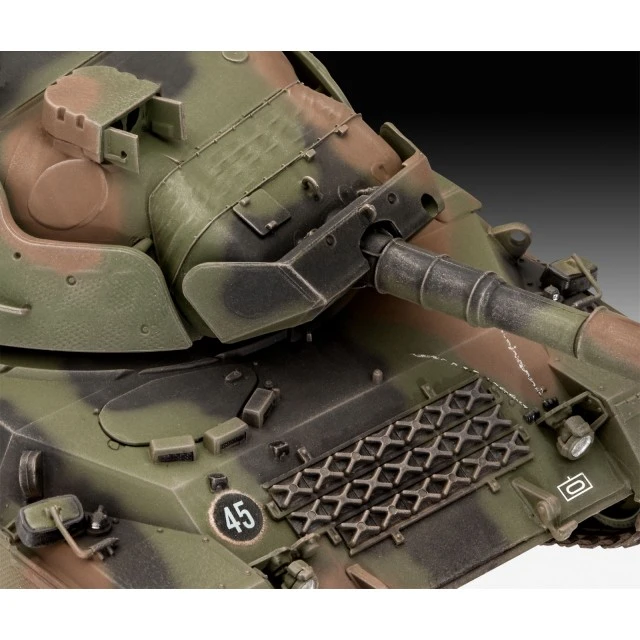Assembly model Leopard 1A5 tank, 260 parts