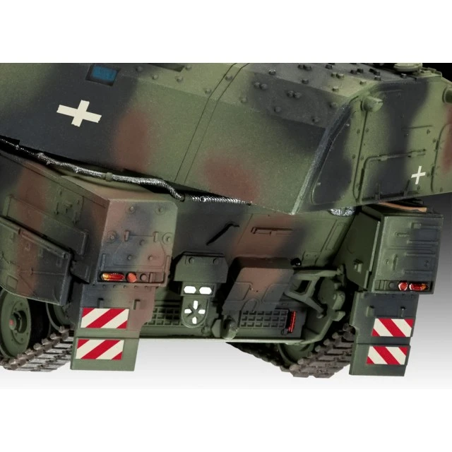 Сглобяем модел Panzerhaubitze 2000, 130 части