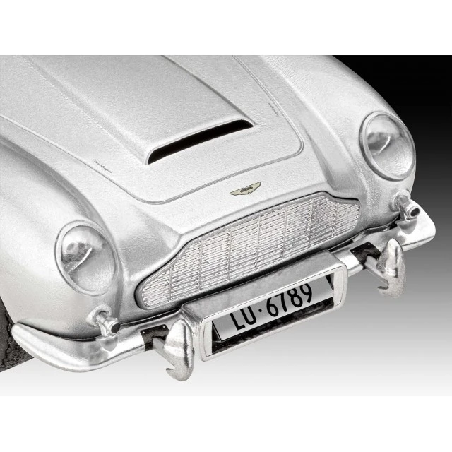 Aston Martin DB5 James Bond 007 Goldfinger Model Kit, 122 parts