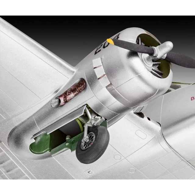 Сглобяем модел Beechcraft Model 18, 131 части