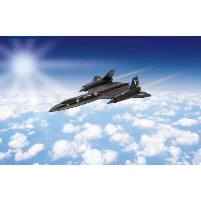 Assembled model Airplane Lockheed SR-71 Blackbird, 15 parts
