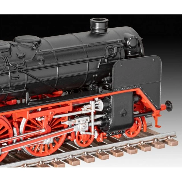 Assembled model BR 02 express train locomotive, 159 parts