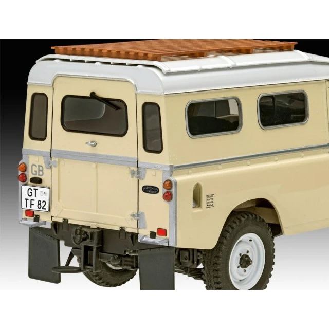 Сглобяем модел Land Rover серия III LWB 109, 174 части