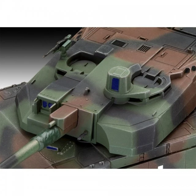 Assembled model French tank Leclerc T5, 137 parts