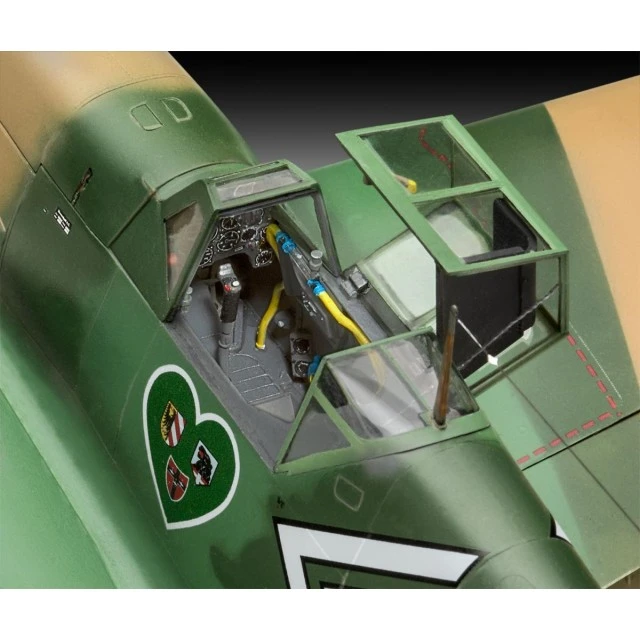 Сглобяем модел Немски изтребител Messerschmitt Bf109G-2/4, 184 части