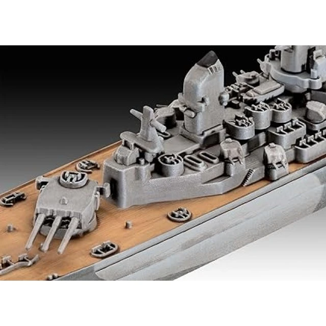 Assembly model, Revell, Battleship USS New Jersey