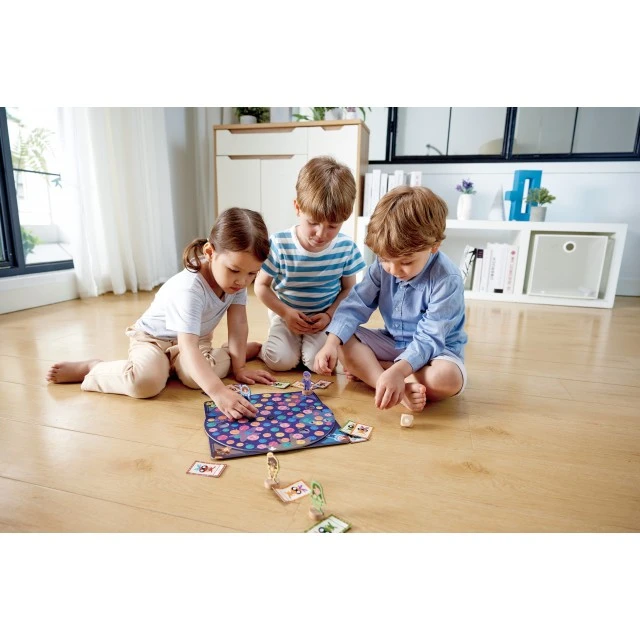 Board Game, Hape, Hide and Seek on a Spinning Board