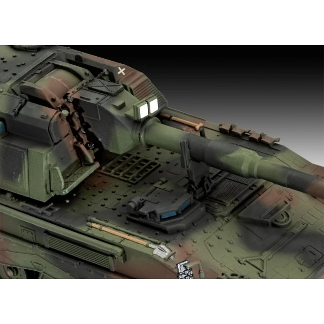 Сглобяем модел Panzerhaubitze 2000, 130 части