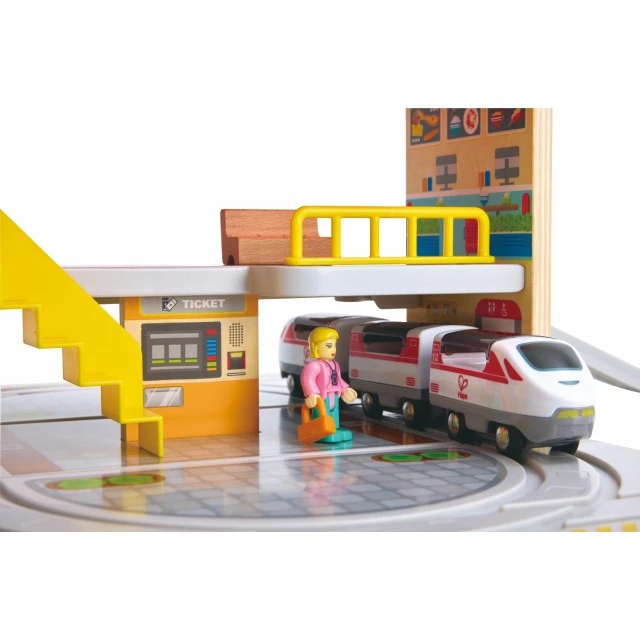 Children's wooden railway set, Hape, 40 pieces