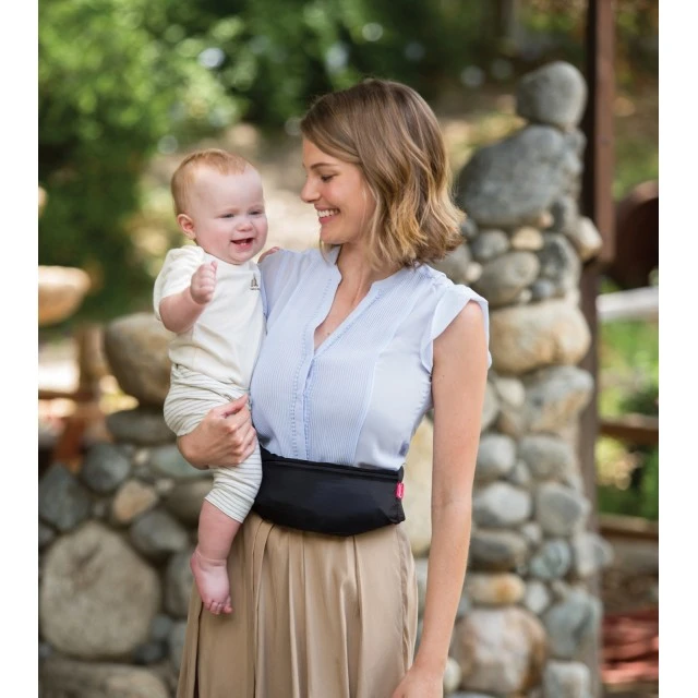 Ergonomic baby carrier, Infantino, 2 in 1, Black, from 5.5 to 18 kg.