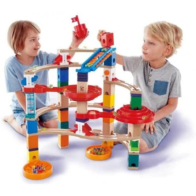 Комплект дървена писта, Hape Quadrilla, Супер спирала, 79 части