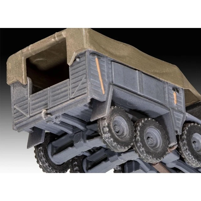 Assembled model Krupp Protze KFZ 69 with 3.7cm Pak, 61 parts