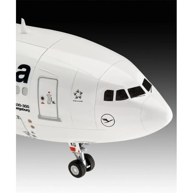 Сглобяем модел Airbus A330-300 Lufthansa New Livery, 108 части