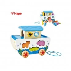 Children's wooden pull toy Noah's Ark