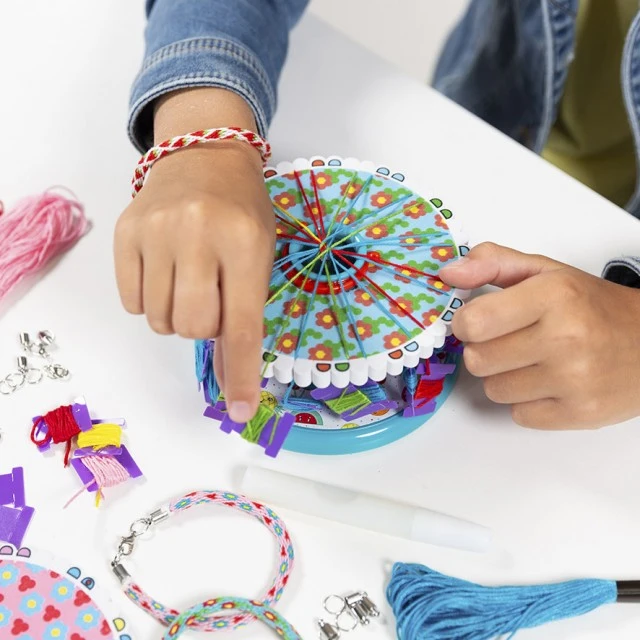 DIY - Patterned bracelets