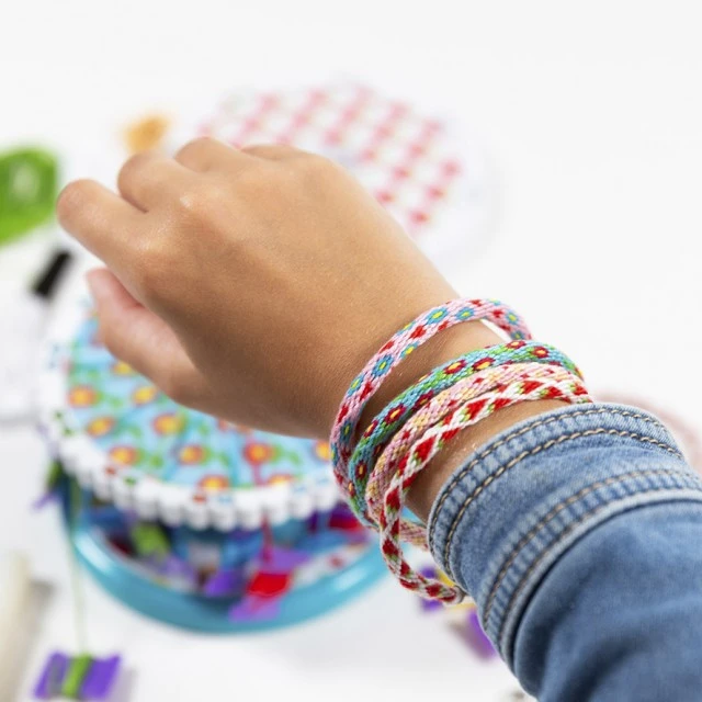 DIY - Patterned bracelets
