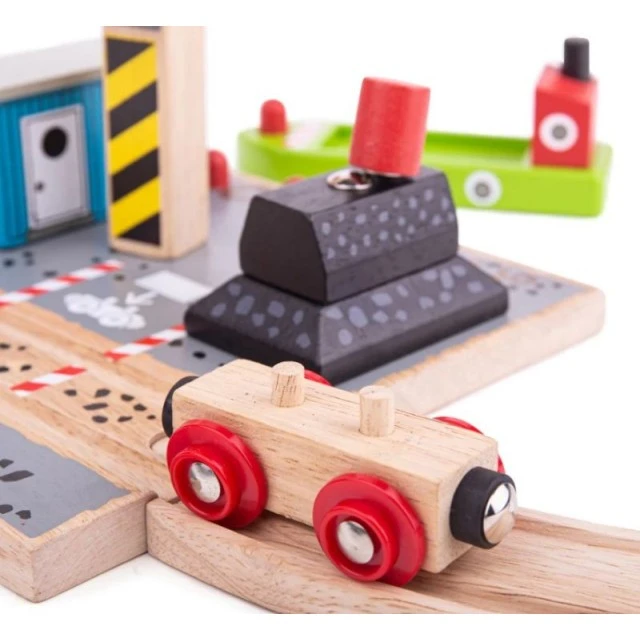 Bigjigs wooden railway Crane with magnetic winch