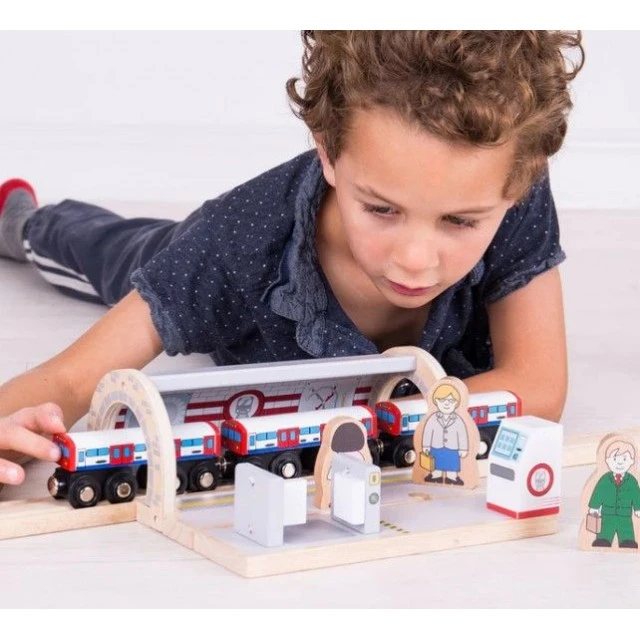 Bigjigs wooden railway Underground station