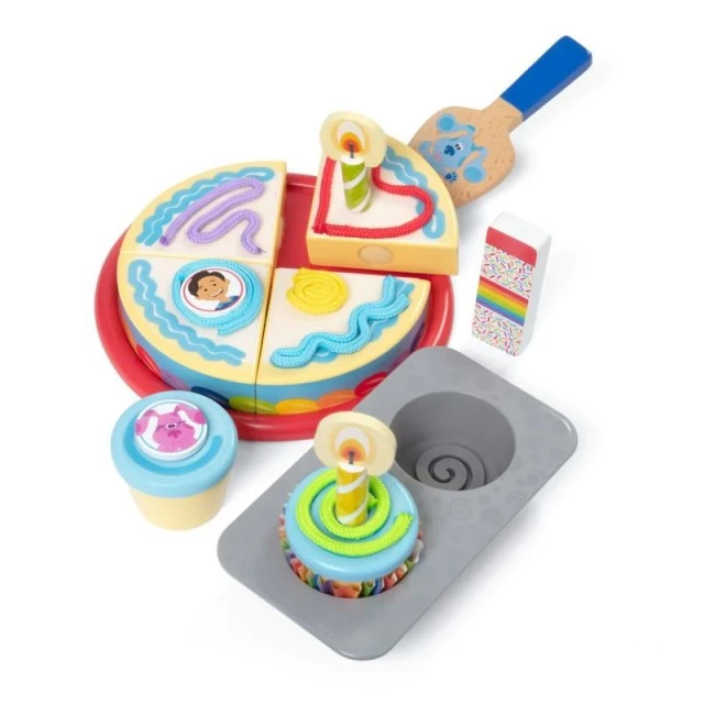 Wooden Birthday Playset - Melissa & Doug