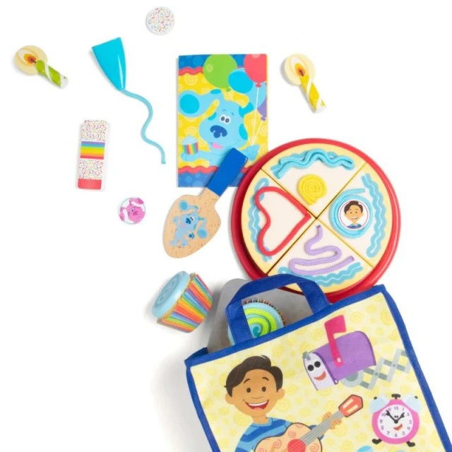 Wooden Birthday Playset - Melissa & Doug