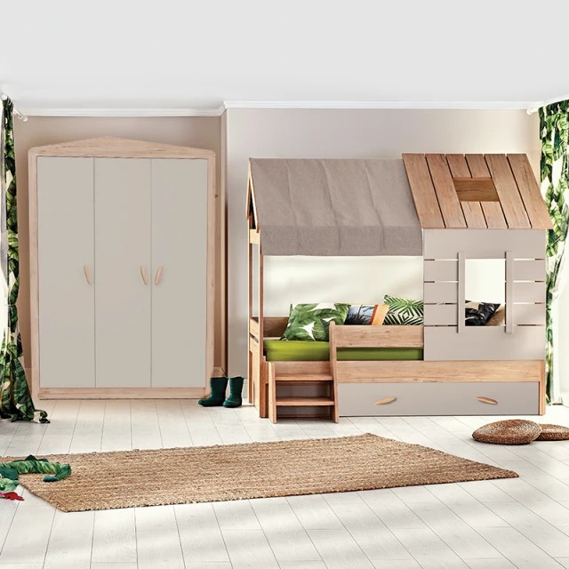 Трикрилен детски гардероб MY HOUSE
