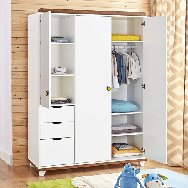 Three-door children's wardrobe KAKULE