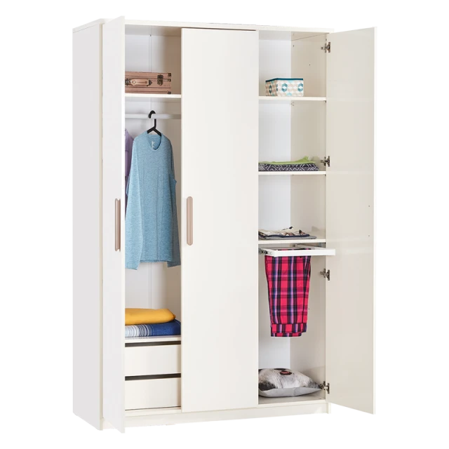 Children’s three-door wardrobe JOYIN