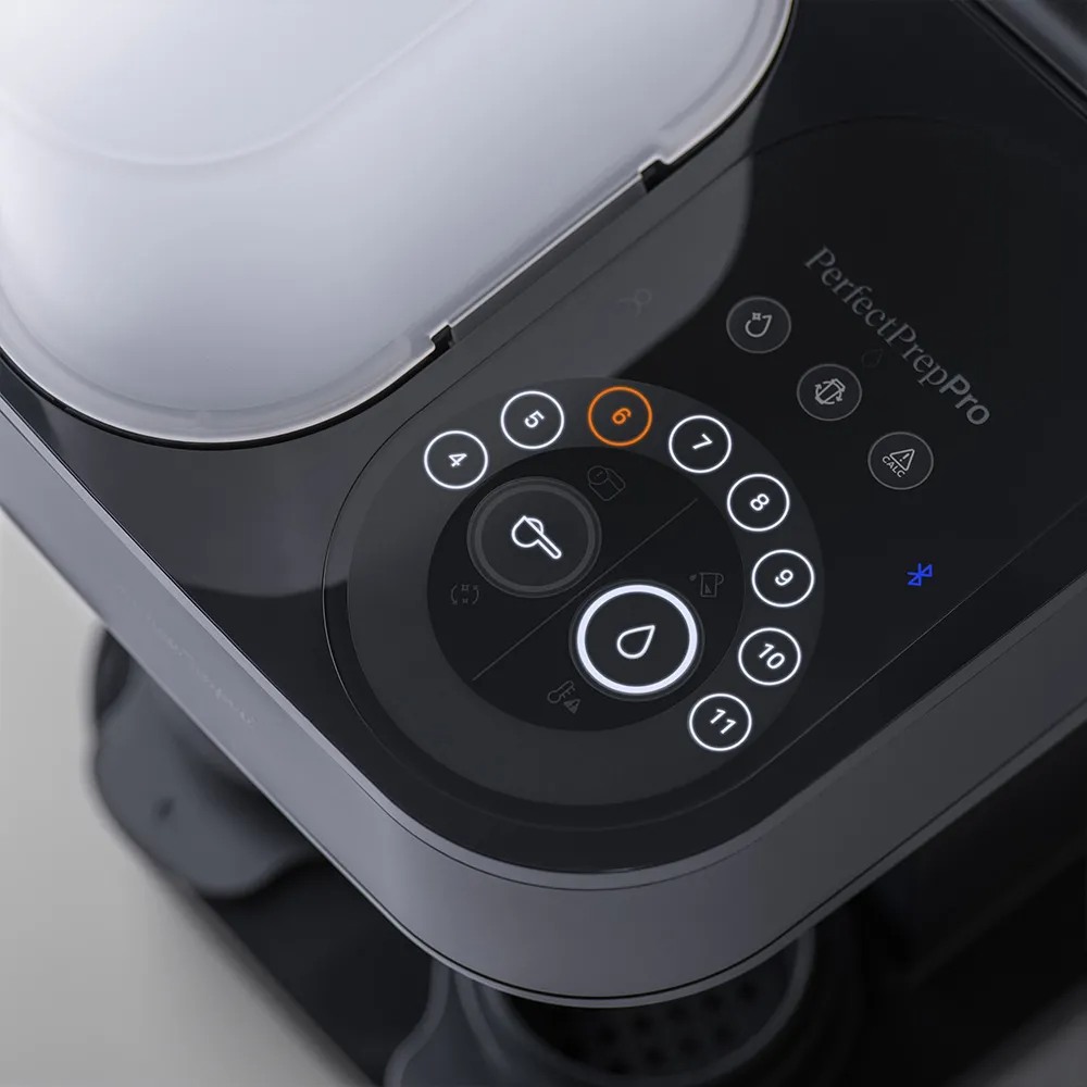 Уред за автоматично приготвяне на адаптирано мляко Tommee Tippee PerfectPrep Pro, Hot Shot технология, антибактериален филтър, прецизно дозиране от 120 до 330 мл, цифров дисплей, приложение за iOS и Android