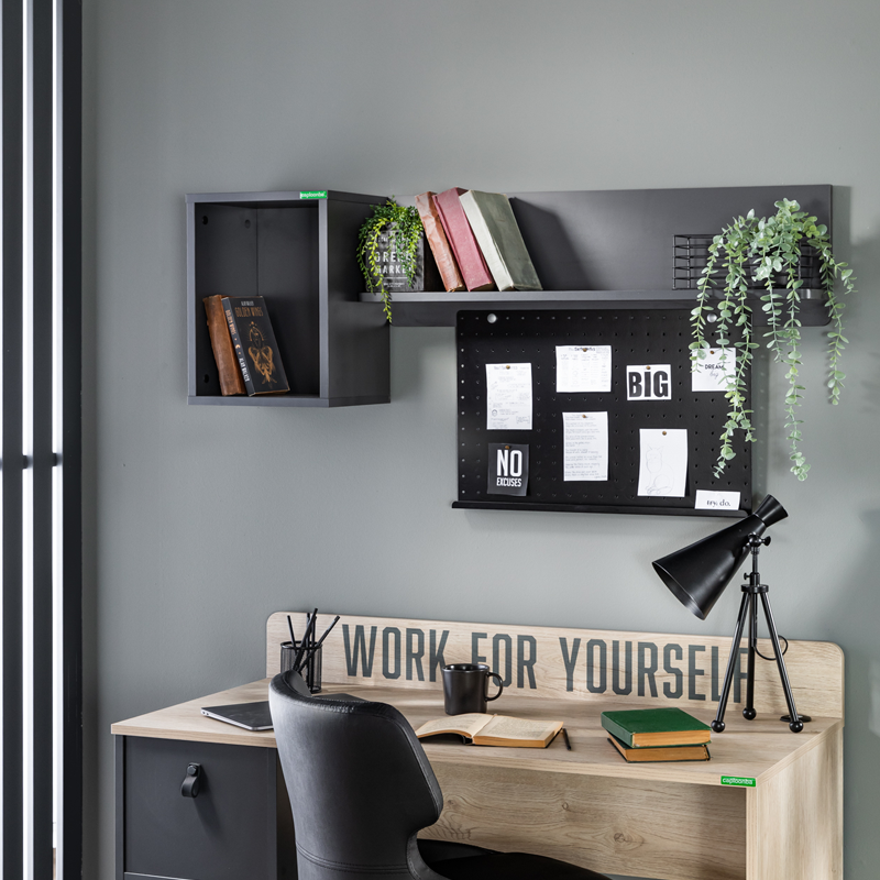 MOTTO wall shelf
