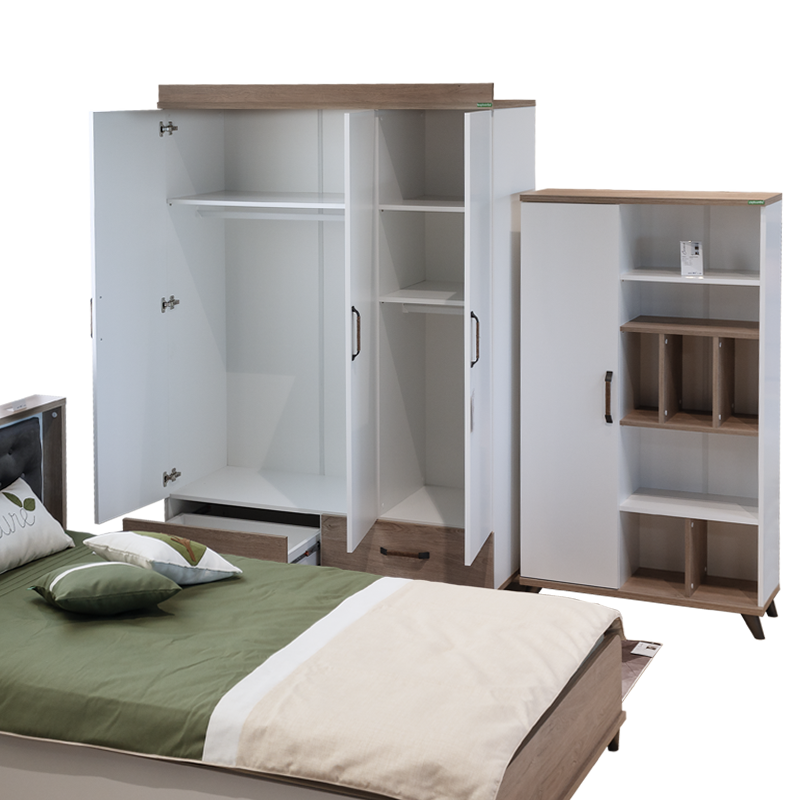 Three-wing wardrobe NATURA