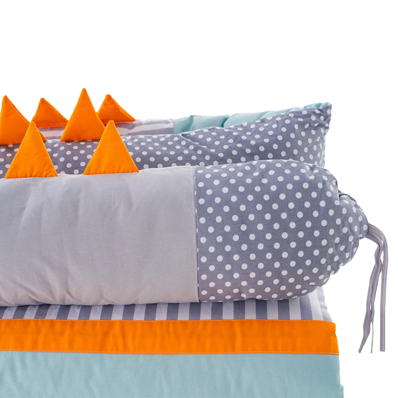 Set of children's blanket and decorative pillows BIRD HOUSE